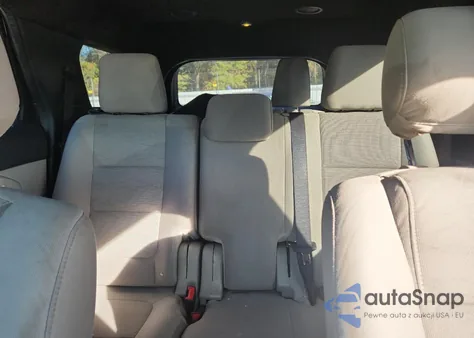 2013 Ford Explorer z USA, uszkodzony, nr VIN 1FM5K7B86DGC37628